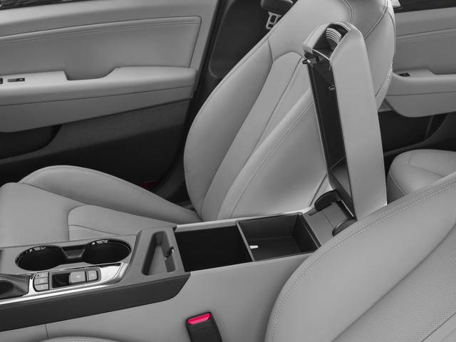 2017 Hyundai SONATA PLUG-IN HYBRID Base