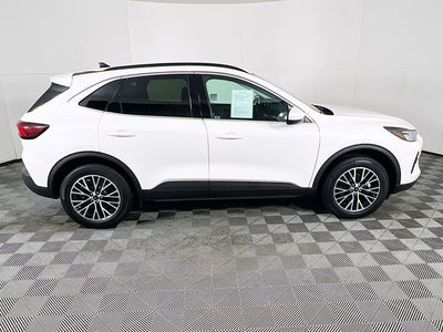 2025 Ford Escape Plug-In Hybrid Base