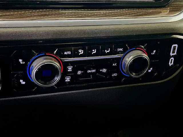 2025 Chevrolet Silverado 1500 LT LT1