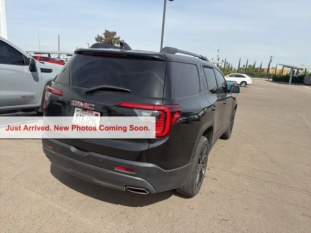 2022 GMC Acadia SLE