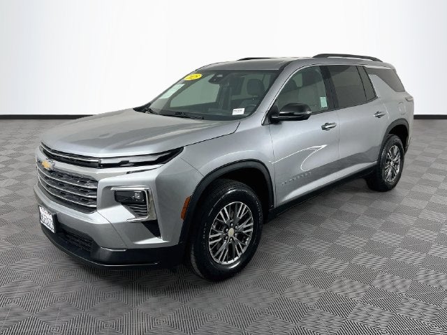 2025 Chevrolet Traverse LT 2LT