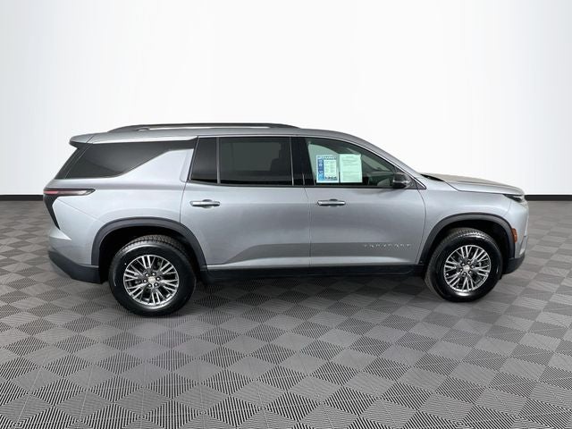 2025 Chevrolet Traverse LT 2LT