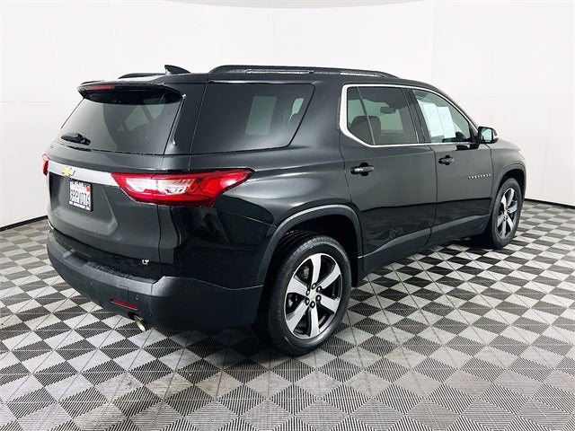 2021 Chevrolet Traverse LT Leather