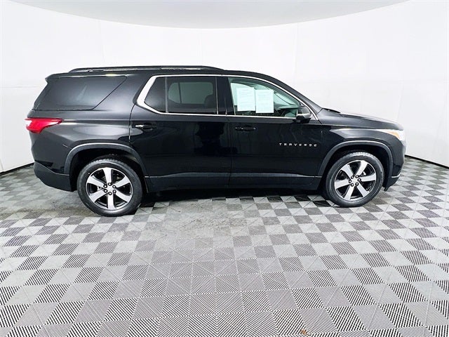 2021 Chevrolet Traverse LT Leather
