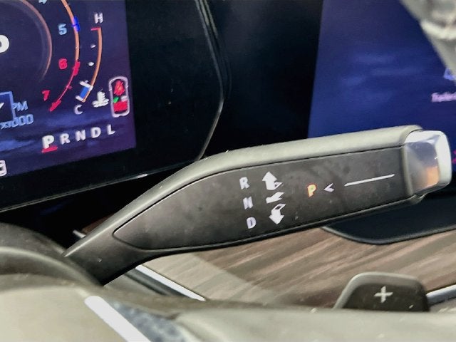 2025 Chevrolet Suburban LT