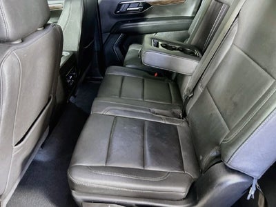2025 Chevrolet Suburban LT