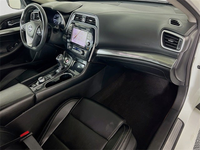 2023 Nissan Maxima SV