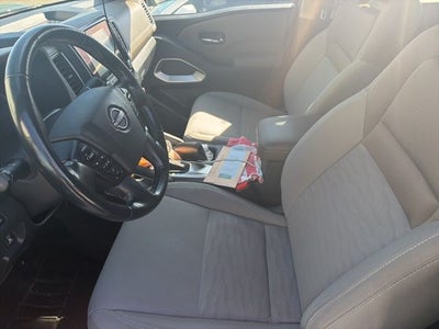 2022 Nissan Frontier SV