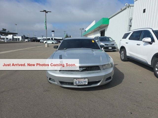 2010 Ford Mustang V6