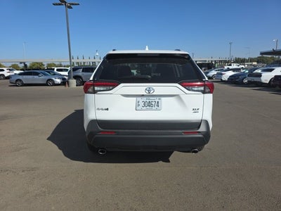 2025 Toyota RAV4 XLE