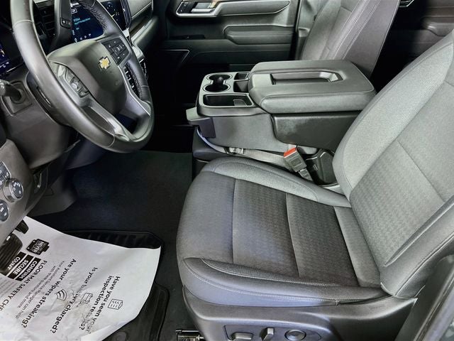 2025 Chevrolet Silverado 1500 LT LT1