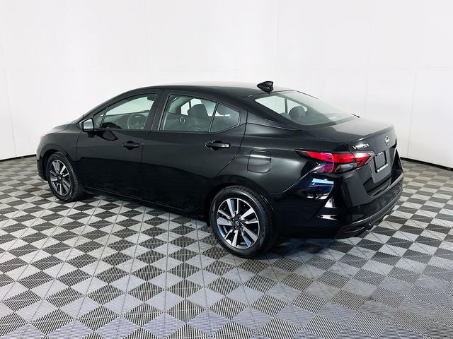 2023 Nissan Versa 1.6 SV