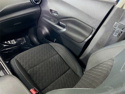 2022 Nissan Kicks SV