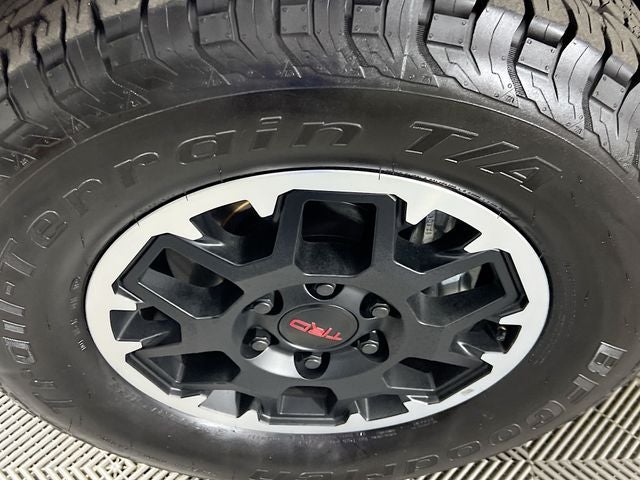 2025 Toyota Tacoma TRD Off-Road