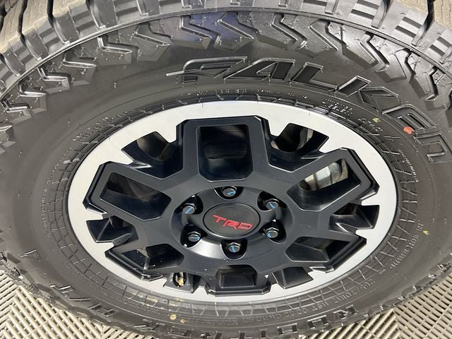 2024 Toyota Tacoma TRD Off-Road