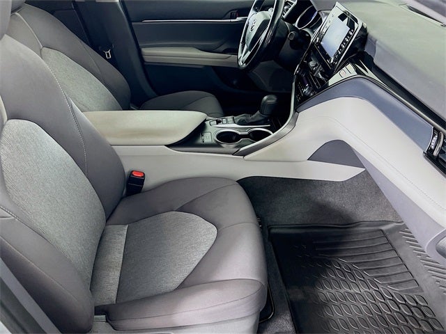 2021 Toyota Camry Hybrid LE