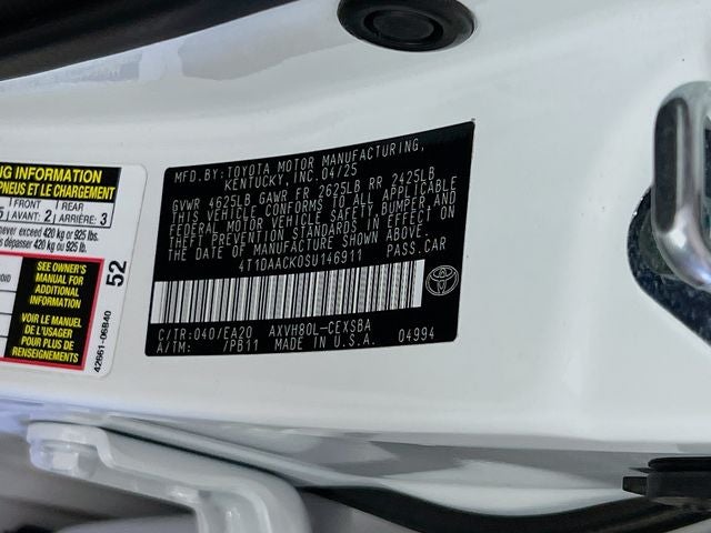 2025 Toyota Camry SE