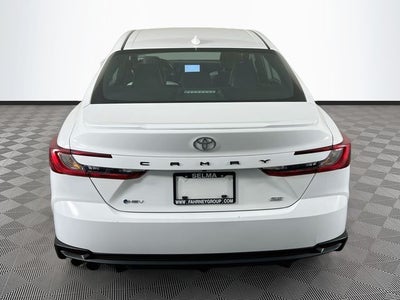 2025 Toyota Camry SE