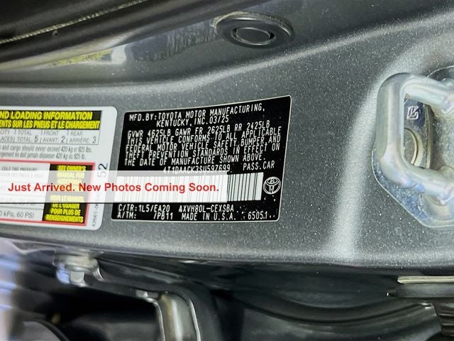 2025 Toyota Camry SE