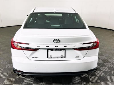 2025 Toyota Camry SE