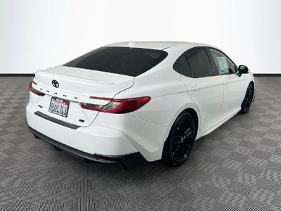 2025 Toyota Camry SE