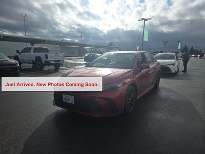 2025 Toyota Camry SE