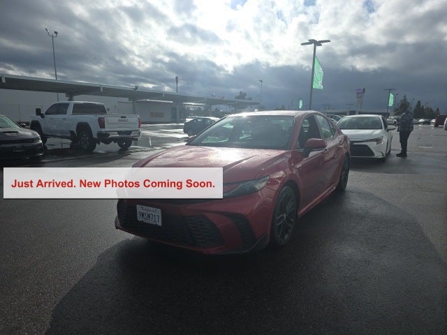 2025 Toyota Camry SE