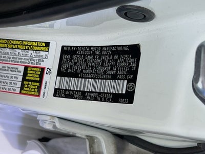 2025 Toyota Camry SE