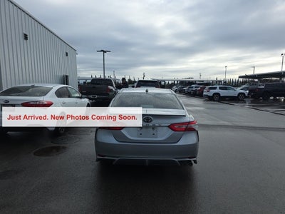 2020 Toyota Camry SE