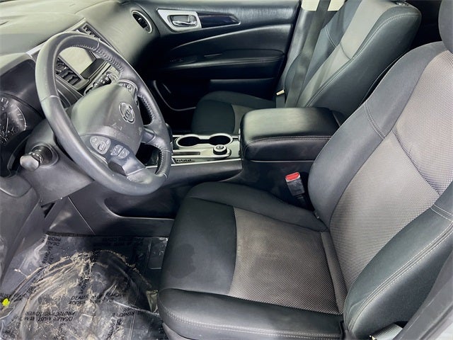 2019 Nissan Pathfinder SV