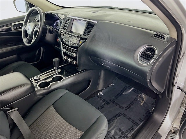 2019 Nissan Pathfinder SV