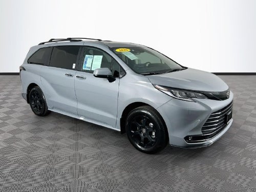 2026 Toyota Sienna Woodland Edition