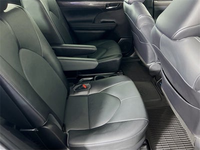 2022 Toyota Highlander Limited