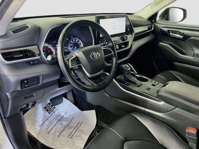 2023 Toyota Highlander Hybrid XLE