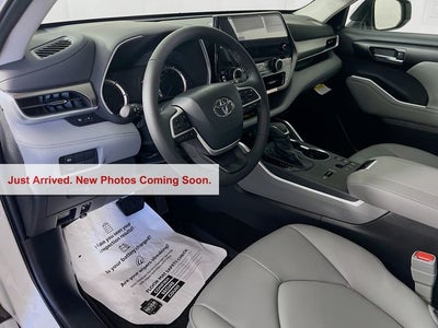 2026 Toyota Highlander Hybrid XLE