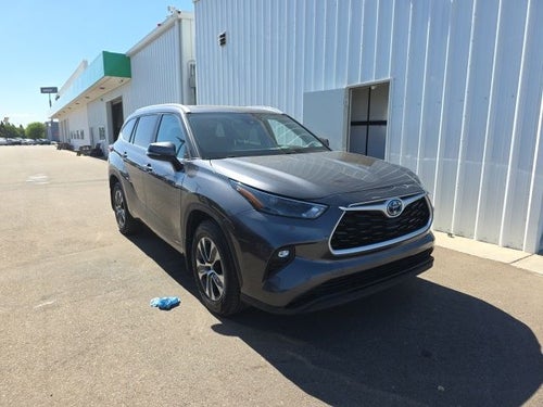 2024 Toyota Highlander Hybrid XLE