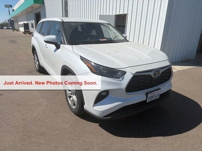 2023 Toyota Highlander LE