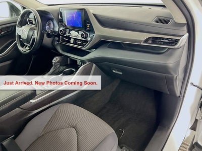 2023 Toyota Highlander LE