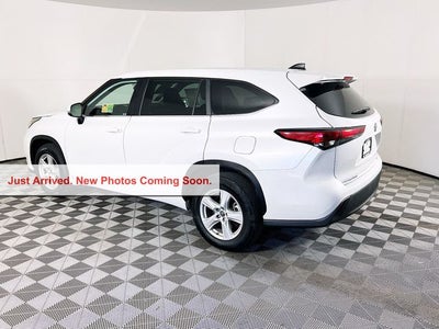 2023 Toyota Highlander LE