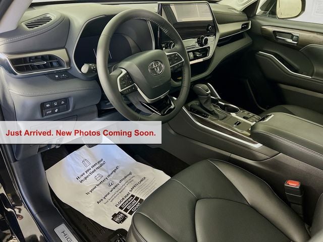 2026 Toyota Highlander Hybrid Limited