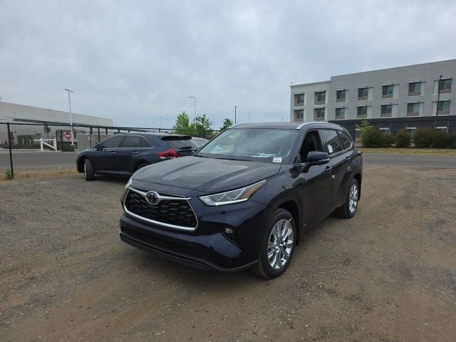 2026 Toyota Highlander Hybrid Limited