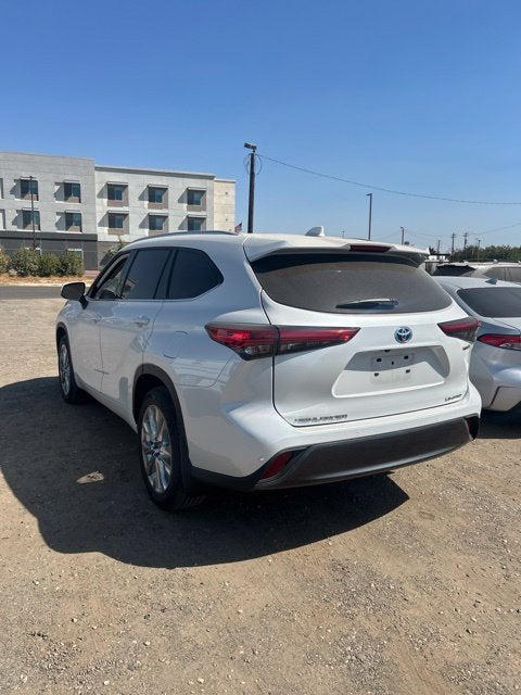 2022 Toyota Highlander Hybrid Limited