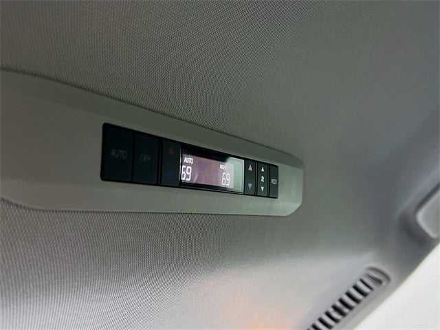 2025 Toyota Sienna XLE 8 Passenger