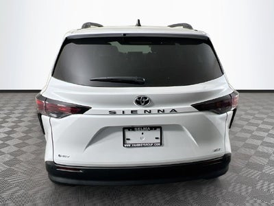 2026 Toyota Sienna XLE 8 Passenger