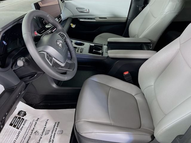 2026 Toyota Sienna XLE 7 Passenger