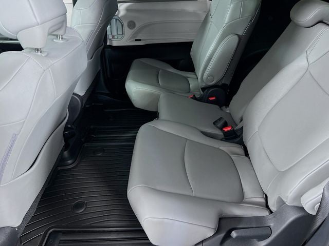 2026 Toyota Sienna XLE 7 Passenger