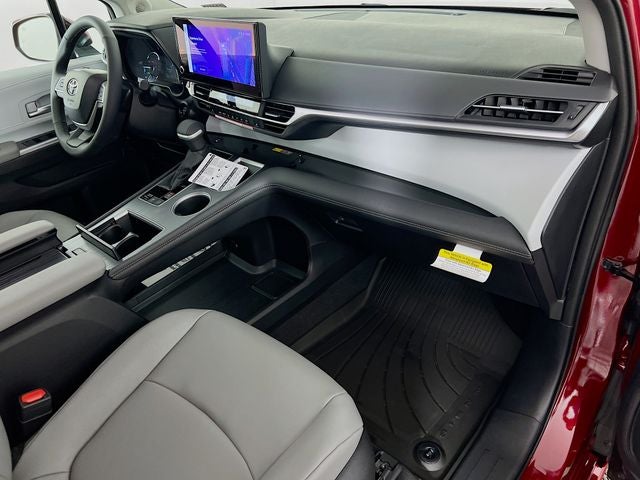2026 Toyota Sienna XLE 7 Passenger