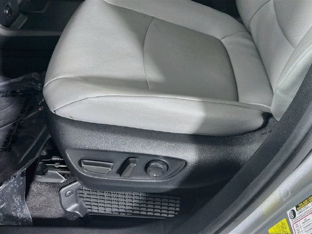 2025 Toyota Sienna XLE 8 Passenger
