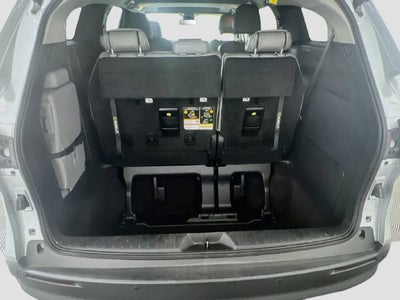 2025 Toyota Sienna XLE 8 Passenger