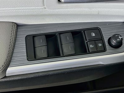 2026 Toyota Sienna XLE 8 Passenger